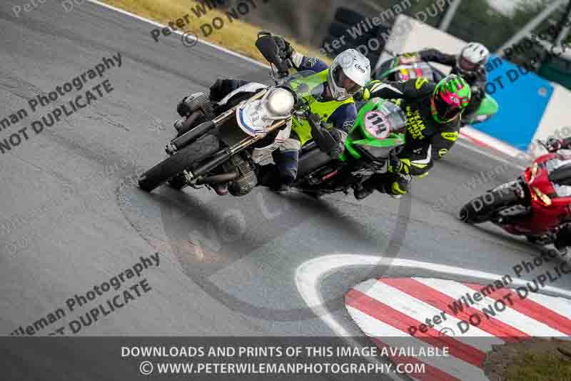 donington no limits trackday;donington park photographs;donington trackday photographs;no limits trackdays;peter wileman photography;trackday digital images;trackday photos